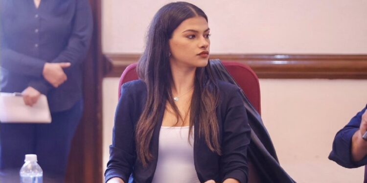 MC y Melissa Mireles a favor de la reforma de la Ley de Tránsito