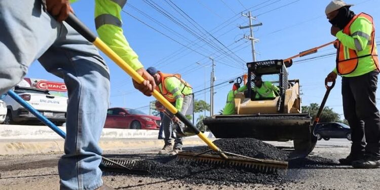 Atenderá Municipio puntos críticos en rutas de transporte público con plan de bacheo