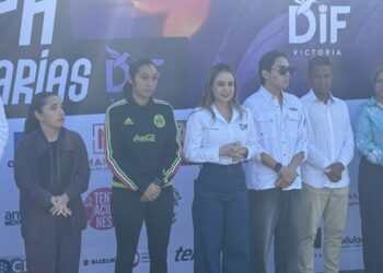 Inaugura Lucy de Gattás el 1er Torneo Copa Unión Intersecundarias