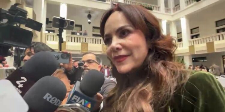 Apoya Carmen Lilia Canturosas a concesionarios del transporte público