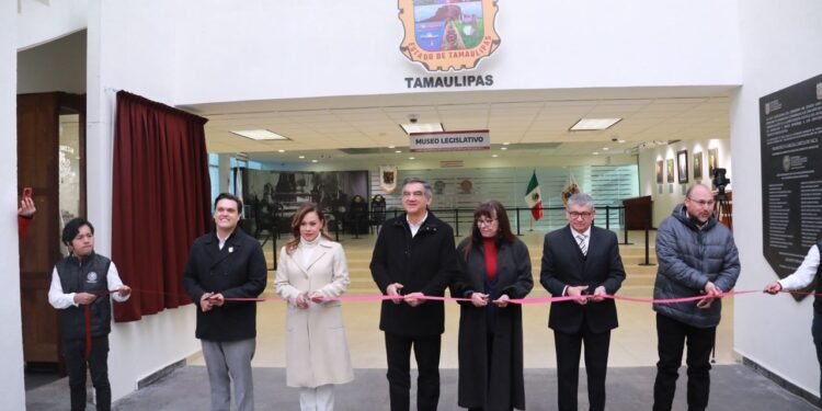 INAUGURA AVA MUSEO LEGISLATIVO