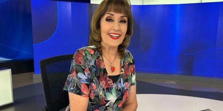 Dan a conocer avances de lo que será el estudio del nuevo programa de la Lic. María Julia