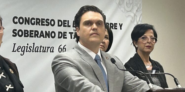 Descuentos por faltas a diputados no tiene dedicatoria: Humberto Prieto Herrera