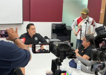 CDV ES UN MITÓMANO, CORRUPTO Y COBARDE PRÓFUGO DE LA JUSTICIA: HPH