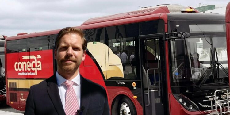 Transporte híbrido se encamina a convertirse en servicio fijo: Karl Becker Hernández